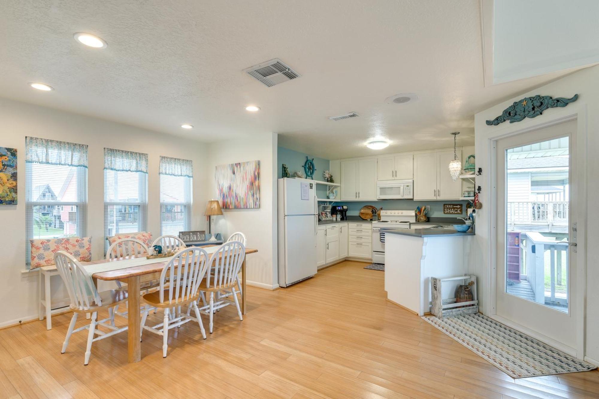 Pet-Friendly Terramar Beach Haven With Pool Access 加尔维斯敦 外观 照片